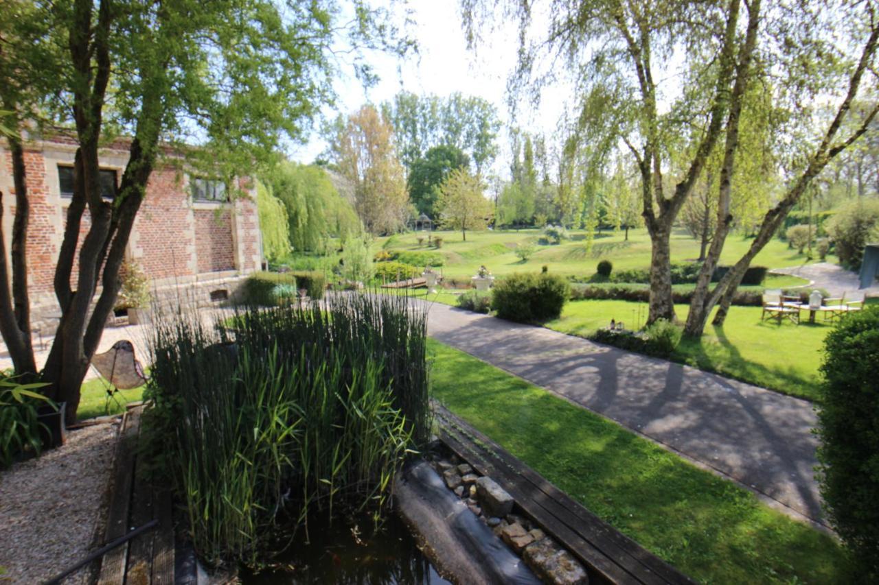 Chateau De Ruesnes Екстериор снимка